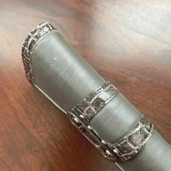 Guess Wallet & Cheque Book Holder Grey Faux Leather Vegan Croc Embossed - Picture 14 of 16